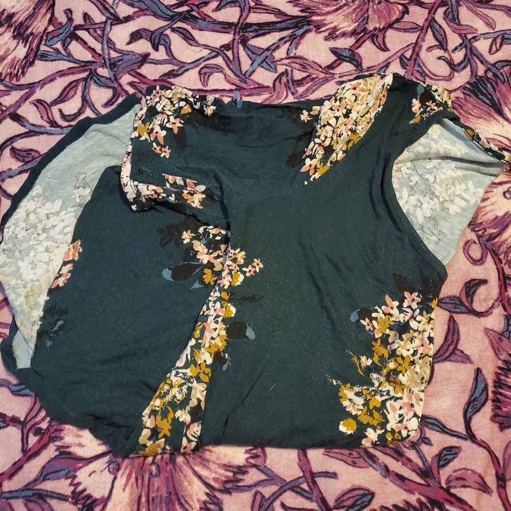 Maurices brand 24/7 t-shirt